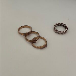 Pandora Rose Gold color Women's Ring Set gently loved